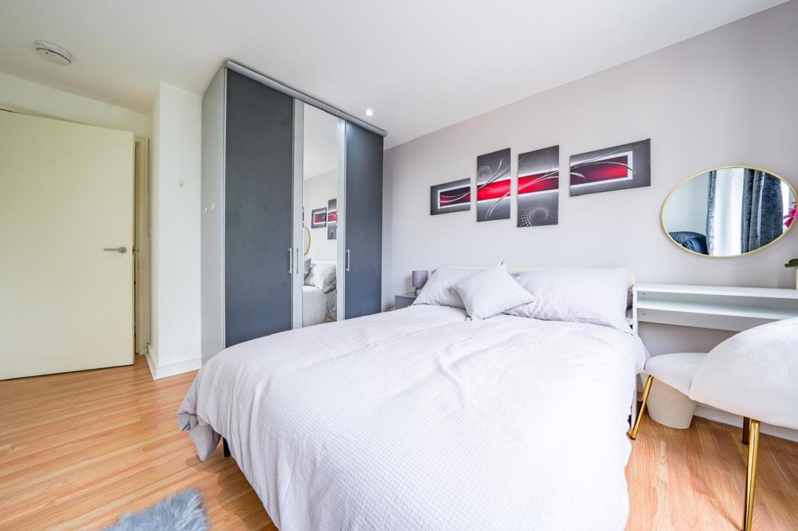 London Euston Luxury Apt Exterior photo